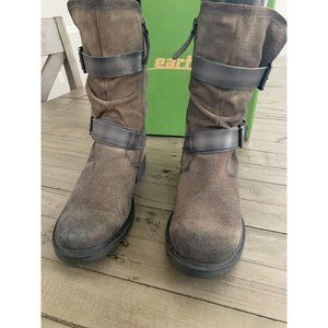 Earth Women's Everwood Boot Size 8